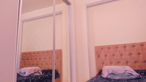 Snapshot of ariellablonde chatting on 01/21/25, 01:18 AriellaBlonde online show from 01/21/25, 01:18