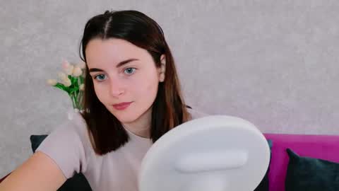 arielstonks_lovee online show from 09/18/25, 05:09