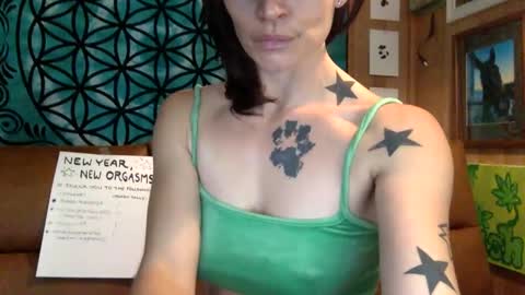 ariel  colin when hes here online show from 01/03/25, 04:59