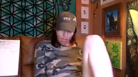 ariel  colin when hes here online show from 01/05/25, 05:09