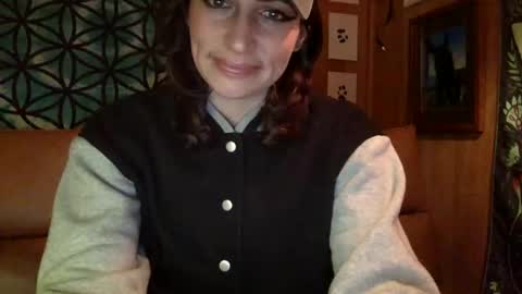 ariel  colin when hes here online show from 01/18/25, 11:00