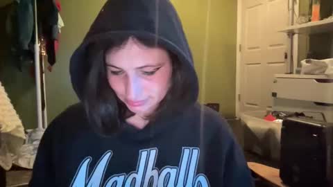 ariel  colin when hes here online show from 03/10/26, 04:28