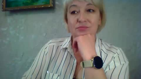 Snapshot of arielxloveresss chatting on 06/03/26, 11:24 ArielXLoveresss online show from 06/03/26, 11:24