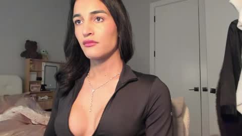 Aria online show from 04/08/26, 05:29