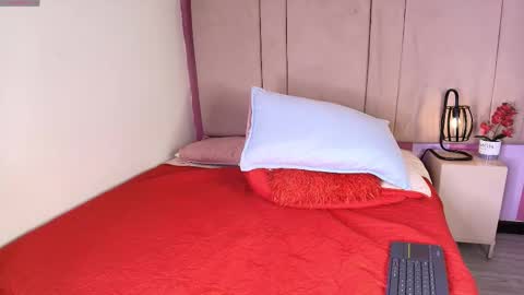 Snapshot of ariia_sweett chatting on 02/14/26, 04:26 Ariia sweett online show from 02/14/26, 04:26