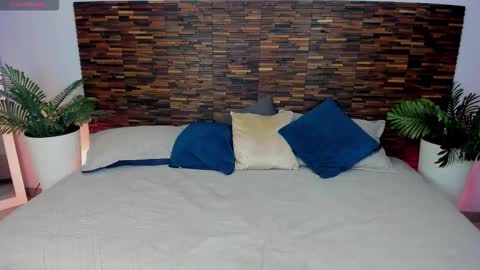 ARIANNA online show from 12/17/25, 10:21