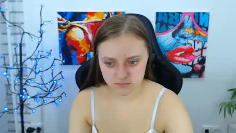 arinabelle online show from 11/10/25, 01:26