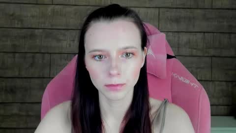 Arinakubrick online show from 11/28/25, 04:37