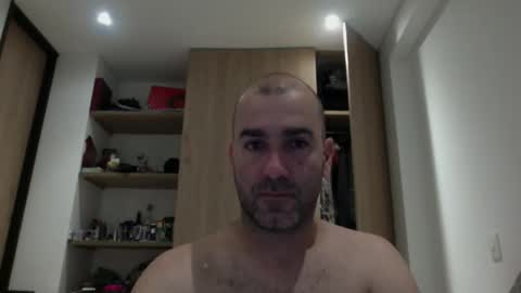 aristi11 online show from 12/18/25, 04:40