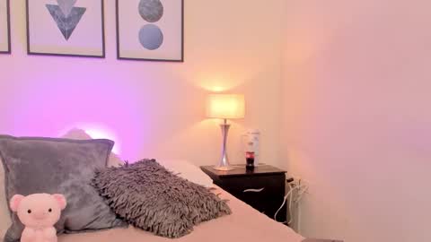   Nice to meet you  thumb up me please its important I  LOOK MY BIO DOWN online show from 02/18/26, 06:09