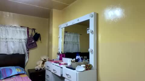 ariza1515 online show from 02/19/25, 11:06