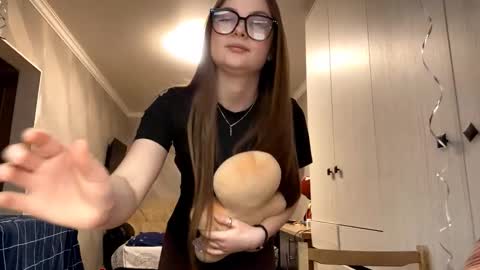 Liza online show from 02/21/26, 02:40