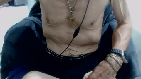 Snapshot of armaduradeacero chatting on 02/04/25, 10:10 armaduradeacero online show from 02/04/25, 10:10