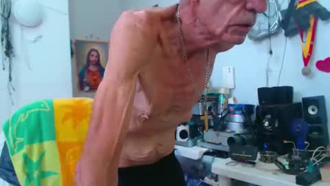 armaduradeacero online show from 11/18/25, 06:45