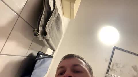 armyskater32 online show from 12/20/25, 09:00