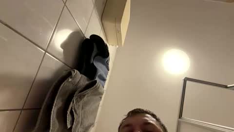 armyskater32 online show from 03/26/26, 06:19