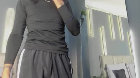 Arohom Lester online show from 11/24/25, 10:59