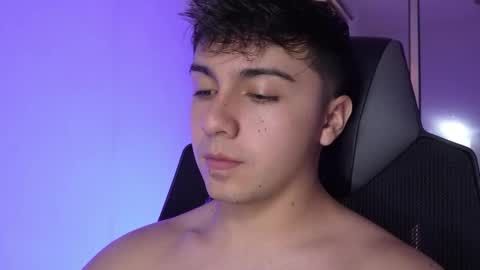 aron__cooper online show from 10/30/25, 01:29