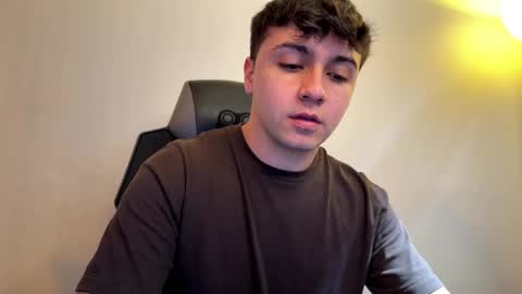 aron__cooper online show from 04/18/26, 02:43