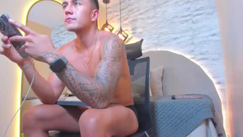 ARON BOLT online show from 11/29/25, 02:58