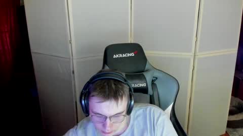 Snapshot of aron_neall chatting on 12/02/24, 09:50 biggest penis online show from 12/02/24, 09:50