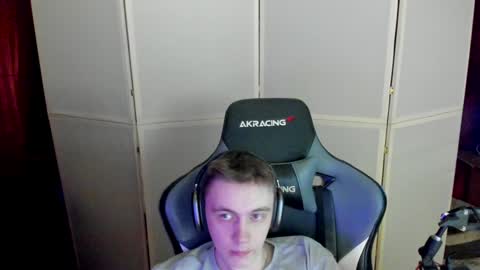 Snapshot of aron_neall chatting on 12/03/24, 09:34 biggest penis online show from 12/03/24, 09:34