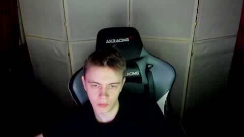 Snapshot of aron_neall chatting on 12/26/24, 08:39 biggest penis online show from 12/26/24, 08:39