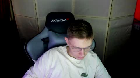 Snapshot of aron_neall chatting on 01/06/25, 07:31 biggest penis online show from 01/06/25, 07:31