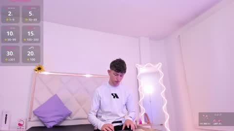 Snapshot of aron_tay chatting on 12/27/24, 04:15  your aron  online show from 12/27/24, 04:15