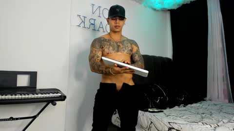 DarkMaster online show from 12/04/24, 09:46