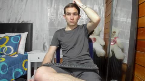 Aron G Franco online show from 12/12/24, 11:14