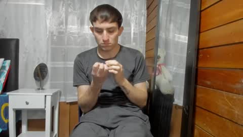 Aron G Franco online show from 02/11/25, 09:03