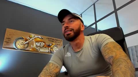 AronGrant online show from 09/26/25, 10:41