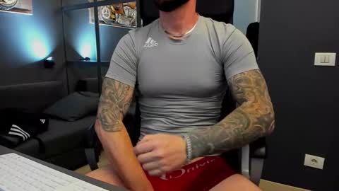 AronGrant online show from 11/01/25, 11:12