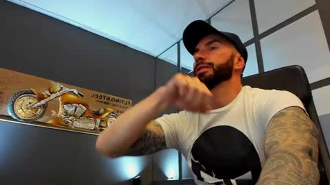 AronGrant online show from 04/19/26, 09:41