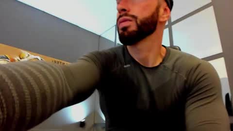 AronGrant online show from 04/20/26, 09:12