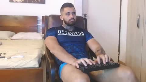 aronmiller online show from 12/10/24, 08:49