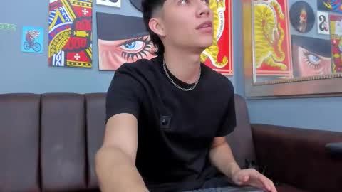 Snapshot of arontawers chatting on 03/03/26, 07:09 Arontawers online show from 03/03/26, 07:09