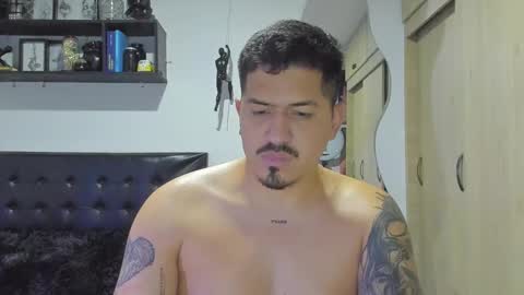 ARON  Independent model  online show from 12/05/25, 03:04