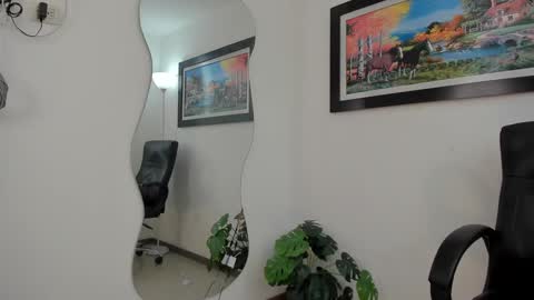   online show from 01/23/25, 08:45