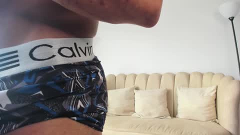   online show from 09/23/25, 08:01