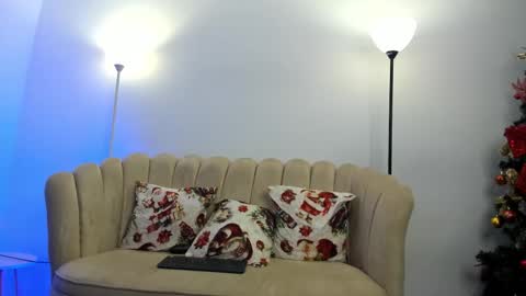   online show from 12/15/25, 02:16