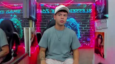 Aroon   online show from 03/20/26, 04:50