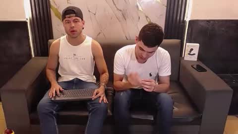 Aroon   online show from 03/27/26, 04:29