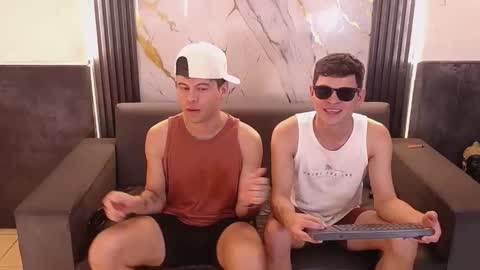 Aroon   online show from 04/09/26, 06:19