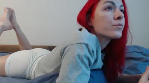 arri_ella online show from 01/12/26, 12:38