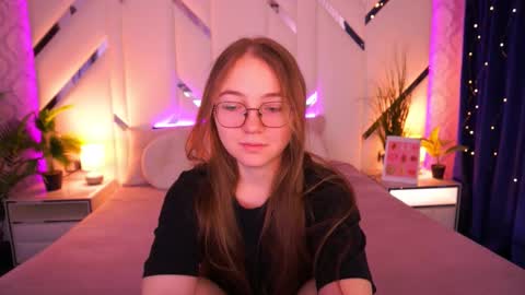 arrinawair online show from 02/19/26, 09:49