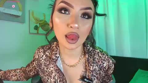    online show from 10/18/25, 08:31