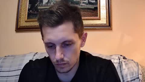 arromwilliam90 online show from 12/17/25, 07:53