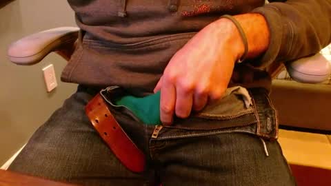 arrrr3 online show from 04/20/26, 04:43